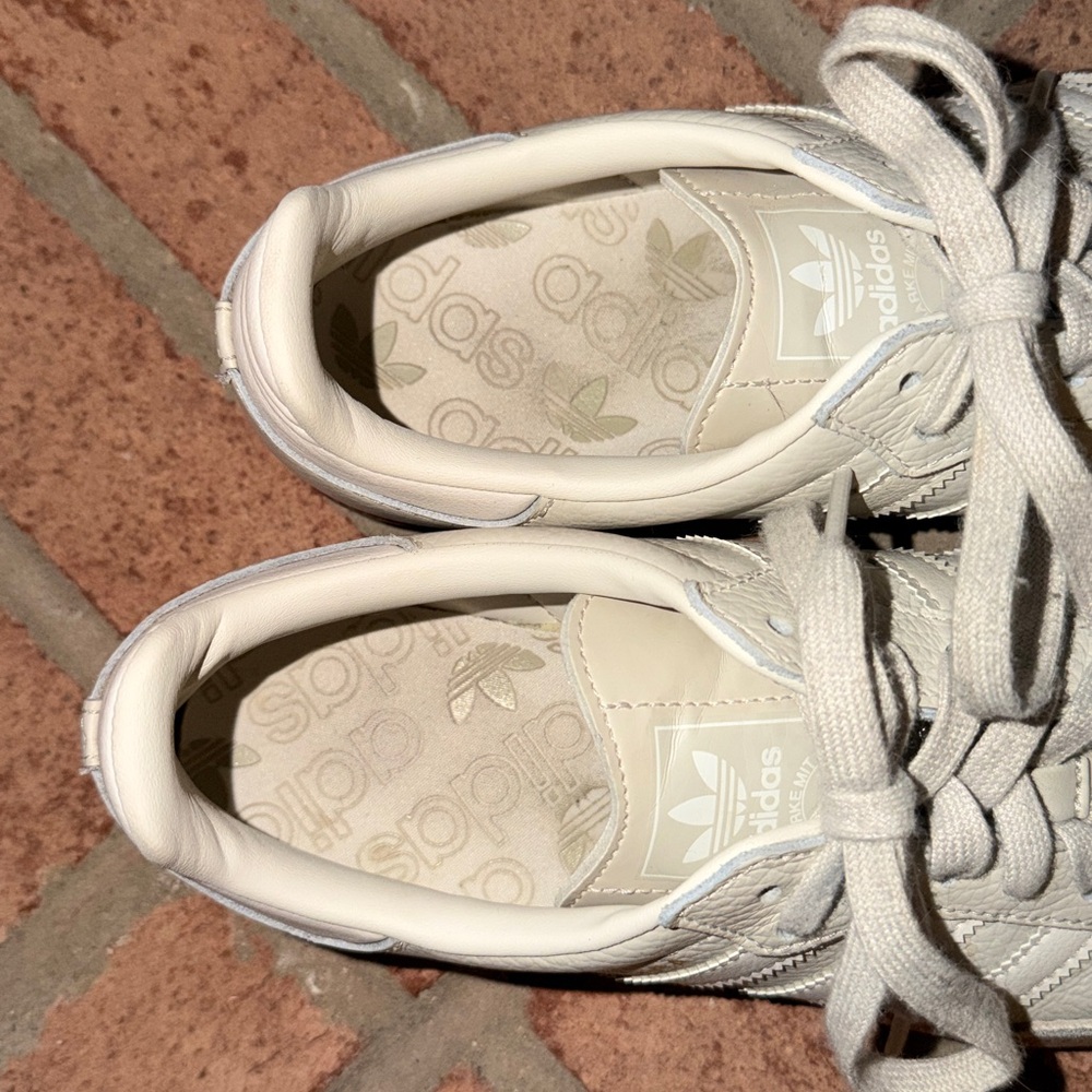 Adidas Samba Lt. Gray & White Athletic Shoes, Size 9, EUC - Picture 7 of 8